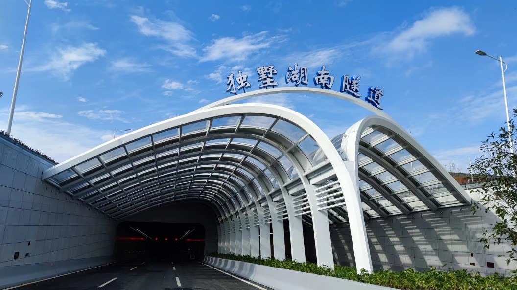 通车！2939威尼斯DTS上岗独墅湖南隧道